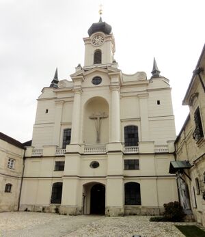 Klosterkirche Raitenhaslach, Eingangsseite 2019.jpg