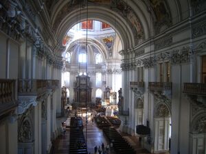 Salzburger Dom, Blick vom Chor R0023229.jpg