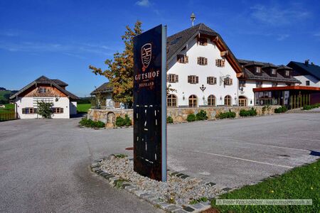 2024 10 06 Seekirchen Kothgumprechting Gutshof Seenland 02.jpg