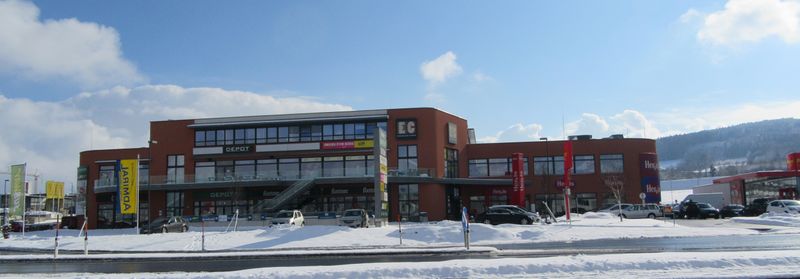 Datei:Eugendorf Center.jpg