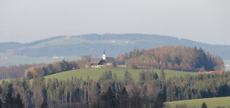 Datei:Filialkirche Kirchberg in Eugendorf.JPG