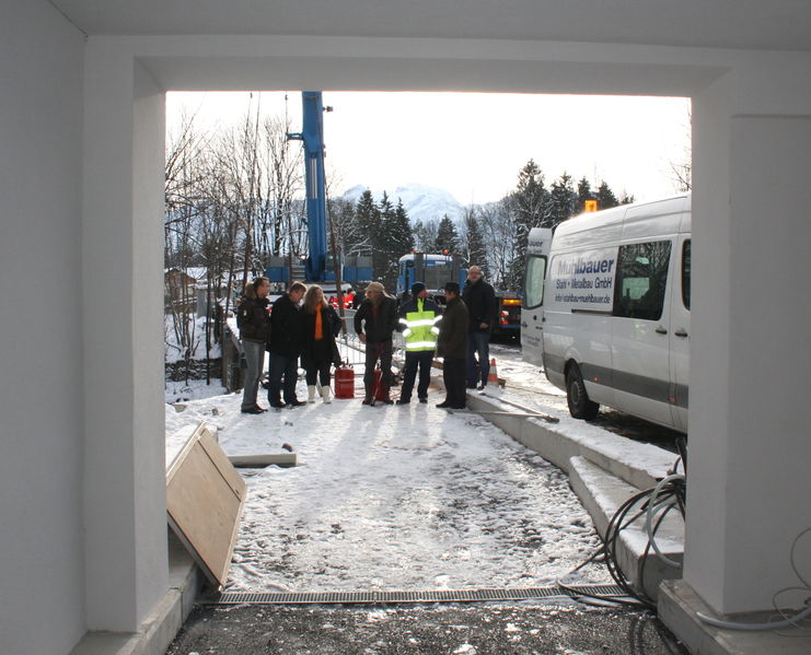 Datei:Gasthaus Tauglmaut Tauglbruecke Radweg.jpg