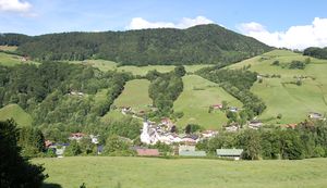 Marktschellenberg mit Köppelschneid.jpg