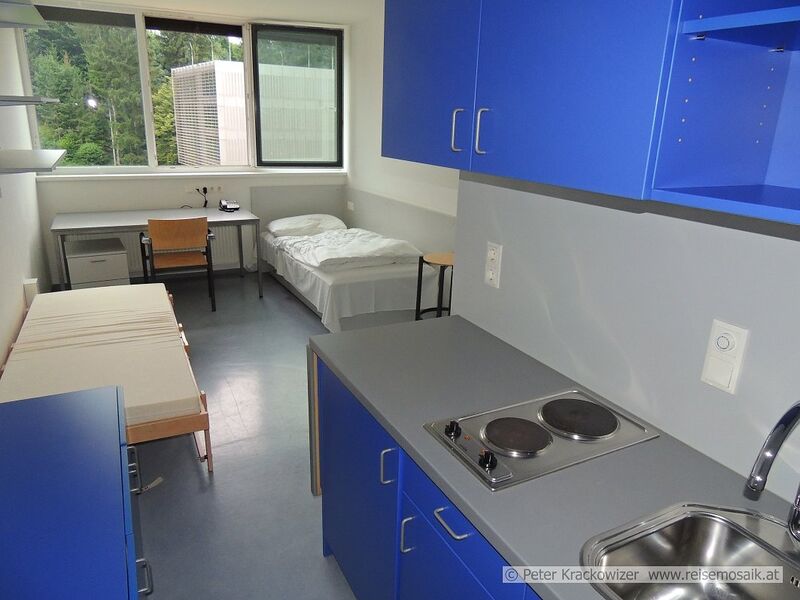 Datei:Campus Urstein 2013 03.jpg