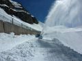 Grossglockner Hochalpenstrasse Schneeraeumung 2013 57.jpg