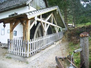 Wasserrrad der Wistauder Mühle.jpg