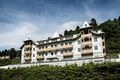 Außenansicht Seehotel Bellevue Zell am See.jpg