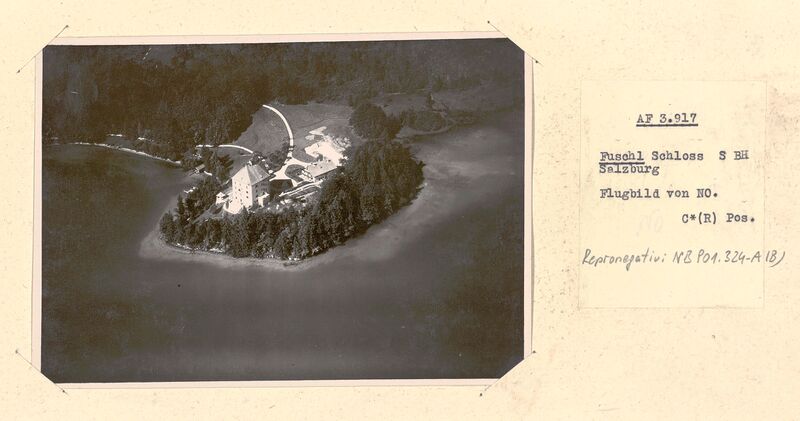 Datei:Schloss Fuschl 1930 02.jpg