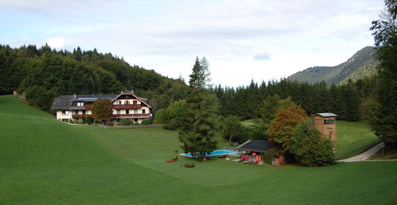 Datei:Hochlackenhof im Ellmautal.jpg