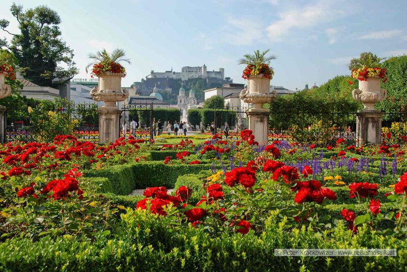 Datei:Rosengarten im Mirabellgarten 12.jpg