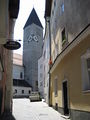 Hallein (Pfarrgasse mit Pfarrkirche) 21.07.2007.JPG