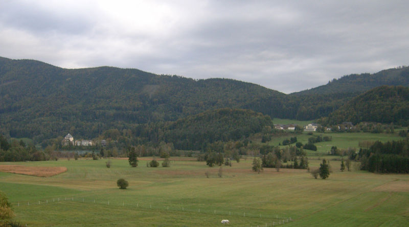 Datei:Schloss und jagdhof 086.jpg