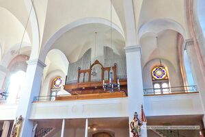 2024 01 20 Stadtpfarrkirche Neumarkt Orgel Chor.jpg