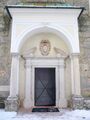 Stadtpfarrkirche Seekirchen, Portal.JPG
