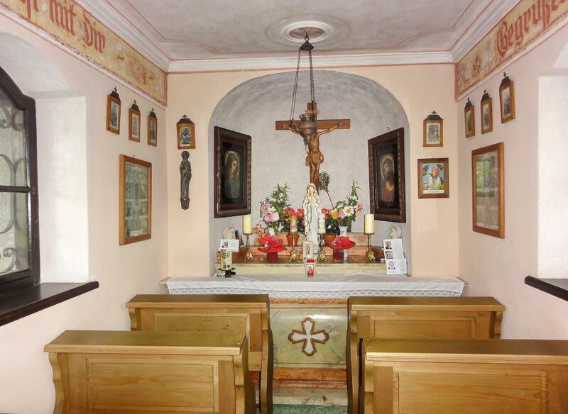Datei:Waltlkapelle, Innenansicht.jpg