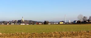 Ostermiething und das Kraftwerk Riedersbach.jpg