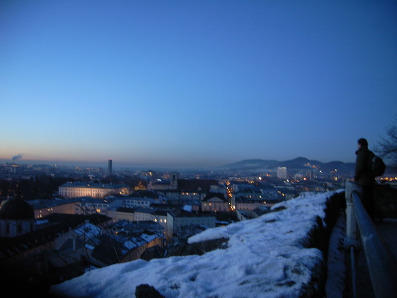 Datei:Abendstimmung am Kapuzinerberg.jpg