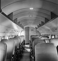 Douglas DC-3 der Swissair Blick in die Kabine.jpg