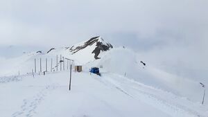Großglockner Hochalpenstraße Schneeräumung 2021 50.jpg