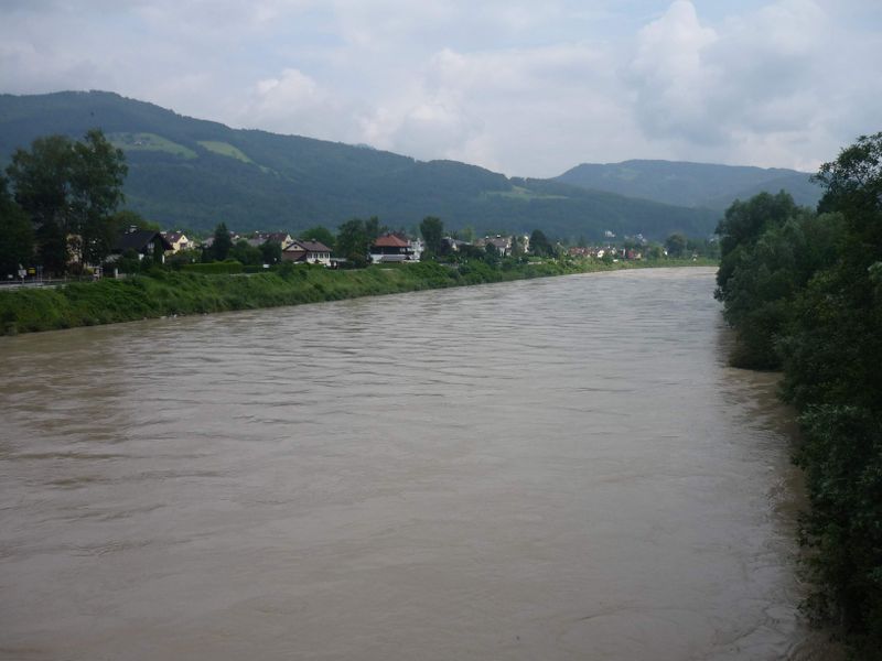 Datei:Josefiausteg, Blick nach Süden.jpg