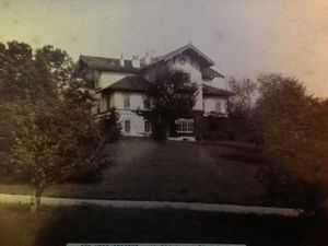 VillaLöwenstern Süd-West-Ansichtum1870.JPG