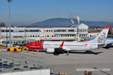 2025 02 08 APT SZG pushback norwegian air 01.jpg