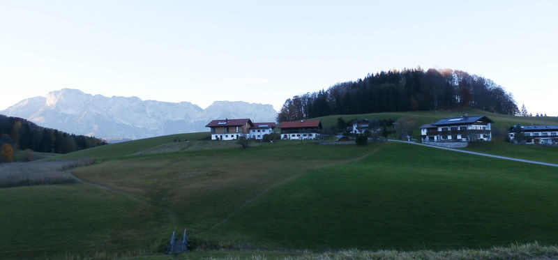 Datei:Oberau Berchtesgaden Neuhaeusl Panorama.JPG