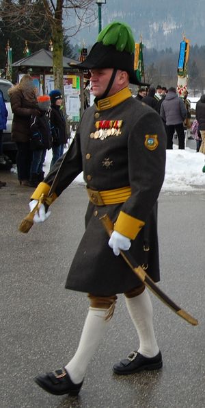 Hauptm. Georg Reiter Wals Wallner Feier Vigaun.jpg