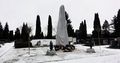 Kriegerdenkmal von Freilassing am Friedhof Freilassing-Salzburghofen (eingewintert).jpg