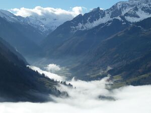 Nebel über dem Fuscher Tal 2.jpg