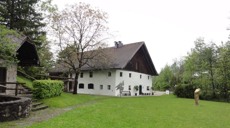 Datei:Hundsmarktmühle im Mai 2011.jpg