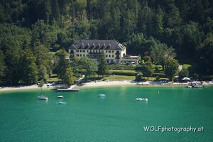 Waldhotel Kreuzstein Oberburgau.jpg
