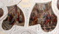 Gemälde an der Kirchendecke.jpg