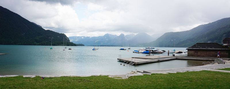 Datei:Terrassenausblick vom Restaurant Brunnwind.jpg