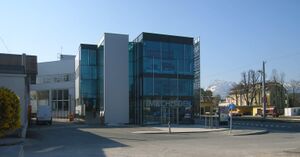 R0013095 Milchhof Salzburg, Firmenzufahrt, Nordseite.jpg