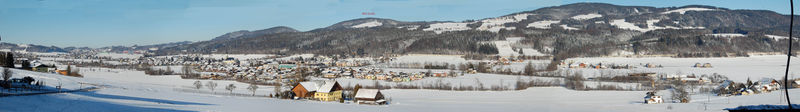 Datei:Thalgaubergpanorama mit Hörandllagetext.jpg