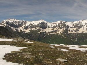 Fritz Gruber Weg Bergpanorama West.JPG