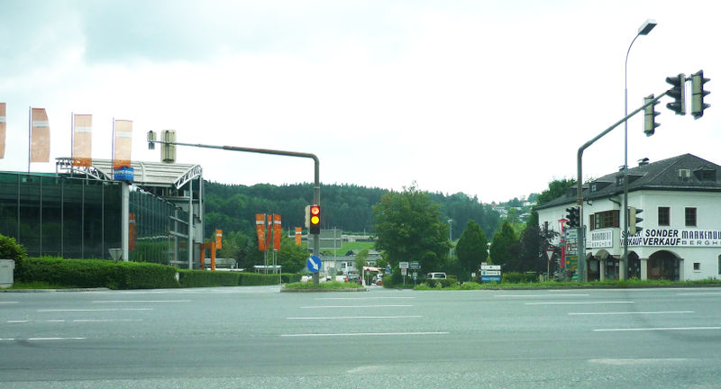 Datei:Kasernkreuzung.jpg
