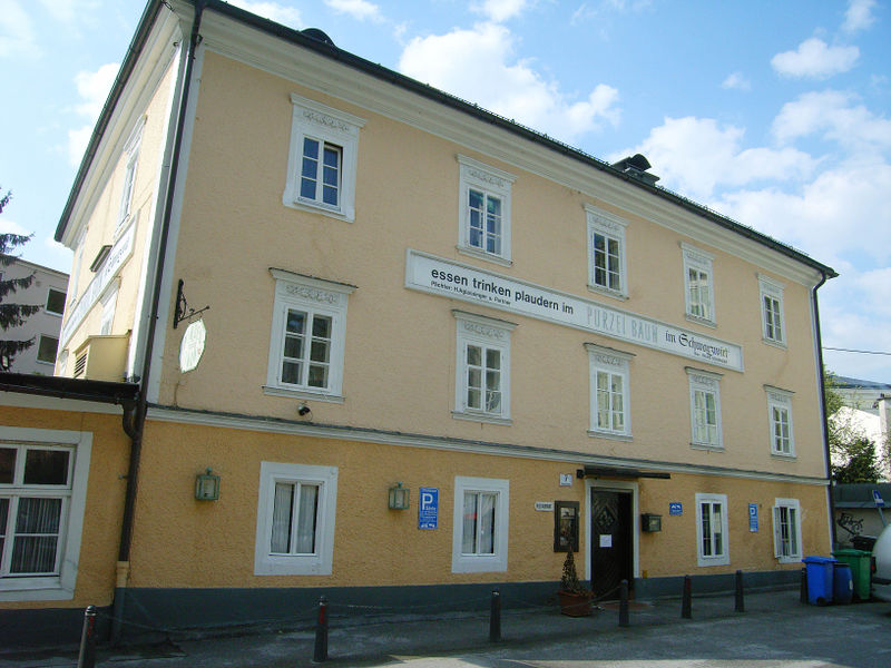 Datei:Restaurant Purzelbaum im Schwarzwirt.jpg