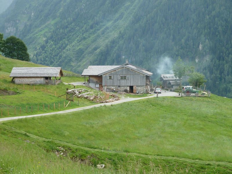 Datei:Kalchkendlalm, Hüttwinkltal 3.jpg