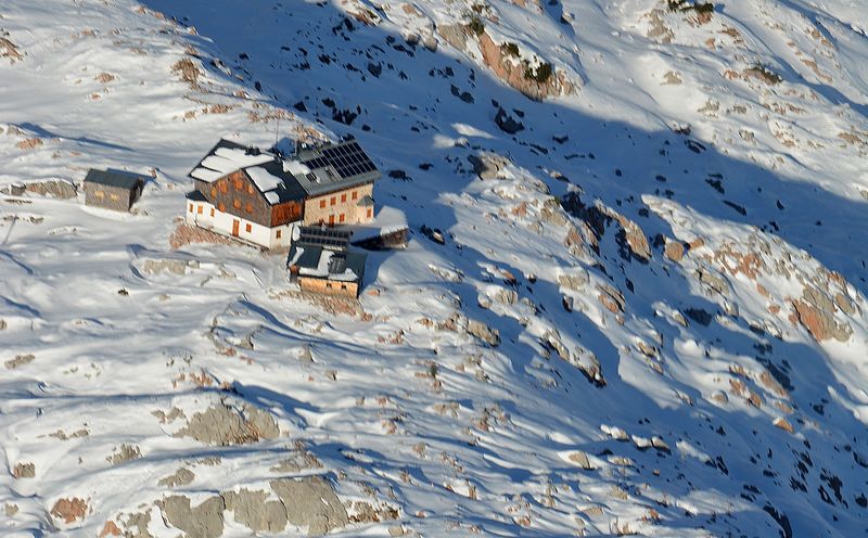 Datei:Ingolstädter Haus Dezember 2019.jpg