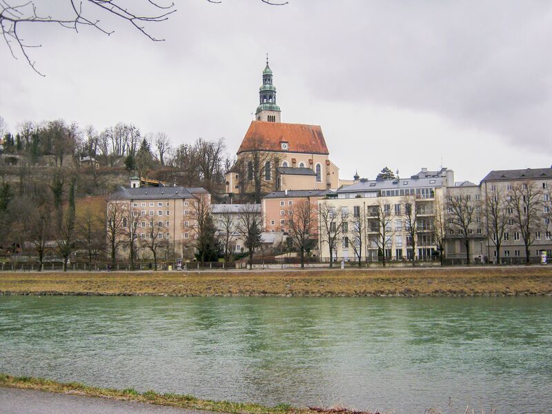 Datei:Müllner-Kirche 2012.jpg