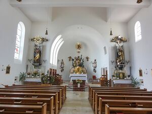 Pfarrkirche Seeham, Innenansicht.JPG