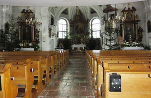 Pfarrkirche zum Hl. Vitus in Henndorf.JPG