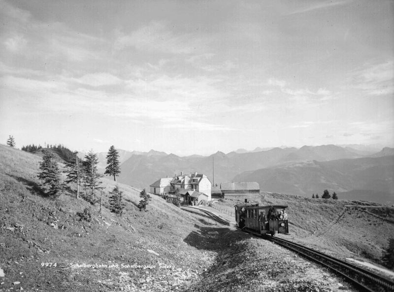 Datei:Schafbergbahn Risch-Lau 03.jpg