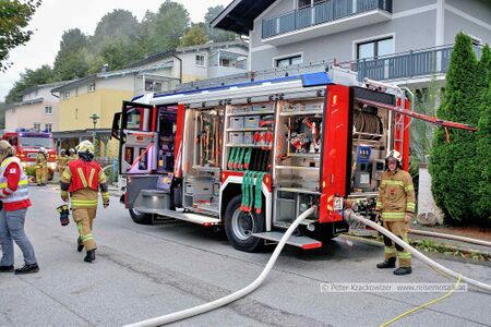 2025 09 02 Feuerwehreinsatz FF Neumarkt am Wallersee Wallbachstraße 04.jpg