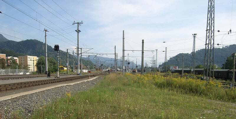 Datei:Bahnort gnigl.jpg
