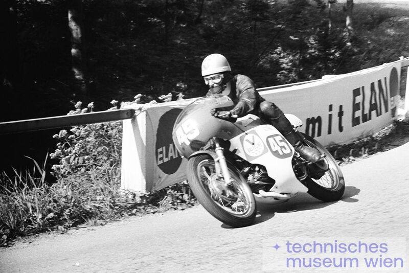 Datei:Gaisbergrennen 1969 Manfred Stengl.jpg