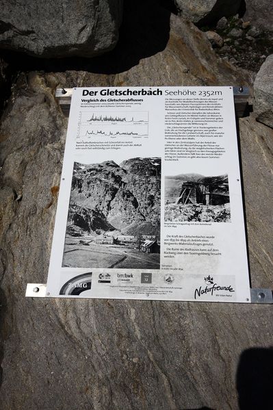Datei:Gletscherbach goldbergkees 04612 2013-08-01.jpg