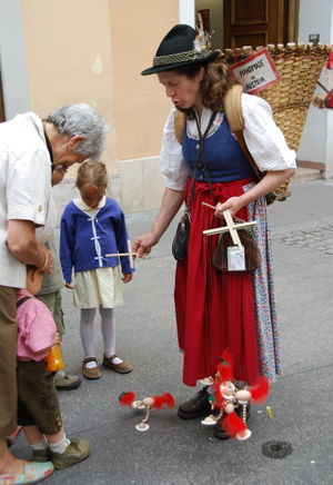 Marionettenfrau 3.jpg